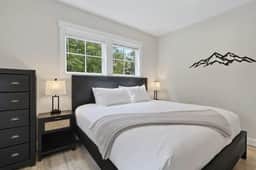 Seavey Compound: Location! Sleeps 26, 2 Hot Tubs, Game Rm, Dogs - Image 4
